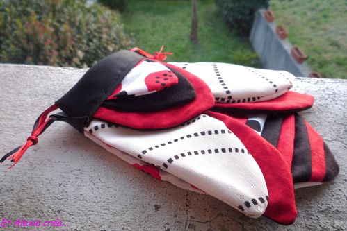 cigale noir-blanc-rouge