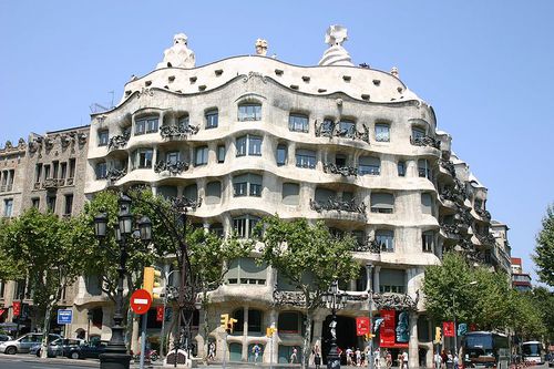 gaudi-casa-mila.jpg