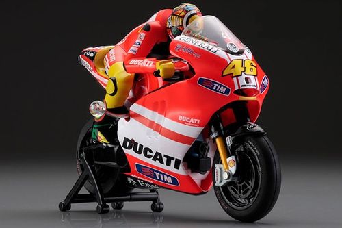 Kyosho-Ducati-GP11-1.jpg