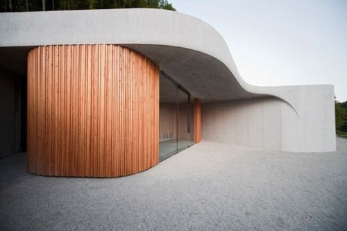 farewell-chapel foto-tomaz-gregoric 16-528x352