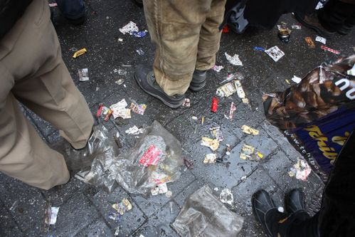 15h52, les déchets s'accumulent Carnaval de Cologne 0836