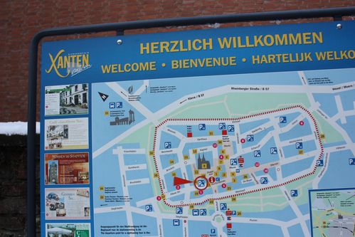 Le plan du centre-ville de Xanten, avec son enceinte médiévale Local-Heroes-a-Xanten-0430.jpg