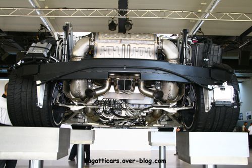 Centenaire-inside-Bugatti-SAS 3706