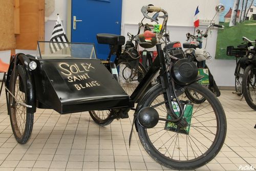 2010-01-31_Retromega_Solex-sidecar_4726-Pachaa.jpg