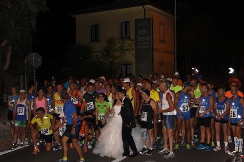 Maratona alla Fidippide 2014 (7^ ed.). Alla Maratona alla Fidippide 2014 la luna è stata piena di miele. Cristian Di Giorgi e Marilisa Fiorino i vincitori