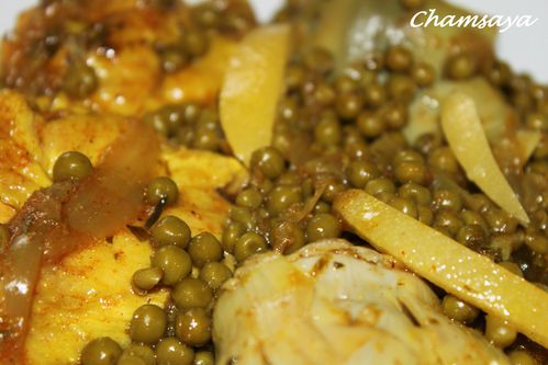 Tajine de poulet aux petits pois et coeurs d'artichauts