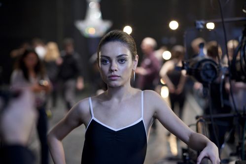 Black-swan-4.jpg