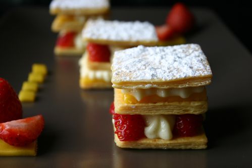 Mille feuille fraise mangue crème vanille