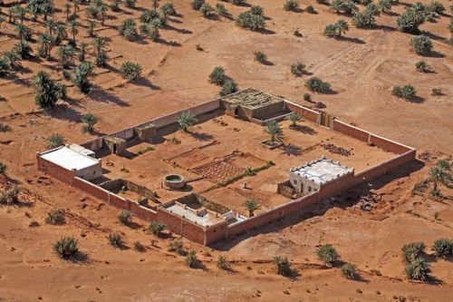 Un-camping-dans-le-desert.jpg