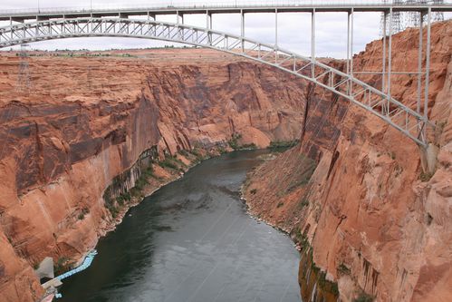 glen-canyon-dam_2052.JPG