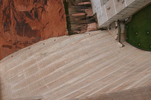 glen-canyon-dam_2054.JPG