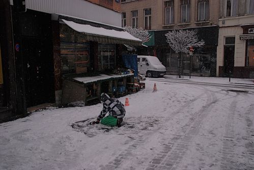 jeu-de-neige-place-du-j-de-balle.jpg