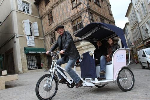 auch taxi pour visiter la ville