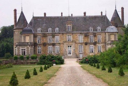 Chateau-de-fontenay.jpg