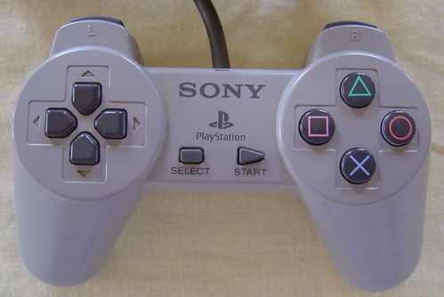 Sony---Playstation---Manette-1-.JPG