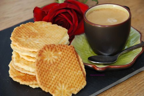 Gaufrettes façon grand-mère : Recette de Gaufrettes façon grand-mère