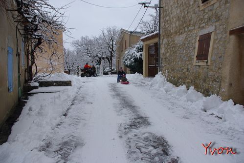 2010-01 Glissades dans la rue