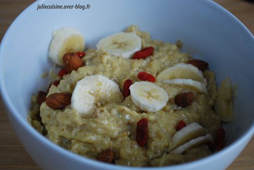 porridge-vanille-banane-coco.jpg
