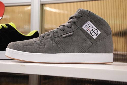 HUF-Spring-Summer-2010-Footwear-A-Closer-Look-11.jpg