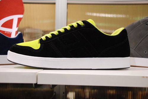 HUF-Spring-Summer-2010-Footwear-A-Closer-Look-13.jpg