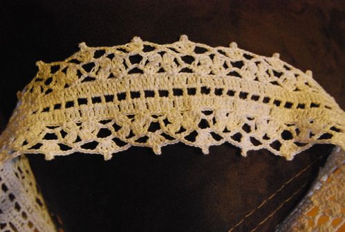 dentelle-papillon-jarretiere.jpg