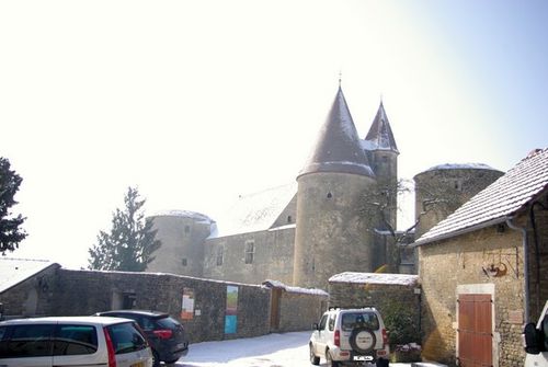 Chateauneuf-en-Auxois--8-.JPG
