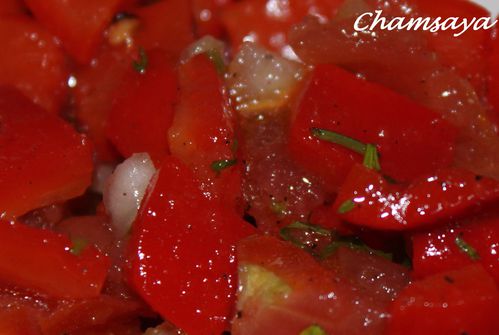 Salade froide de poivrons et tomates