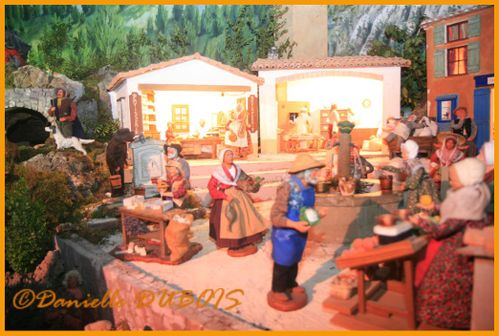 St Tropez crèches 2010 06