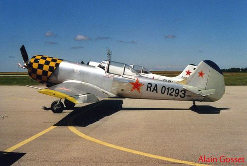 YAK-50-RA-01293.jpg