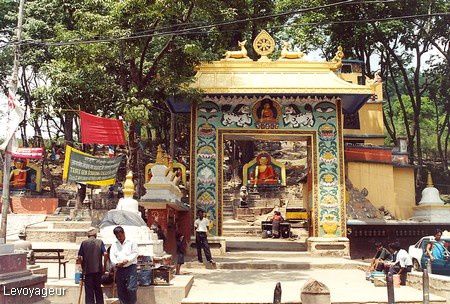 enceinte du temple de Swayanbunath