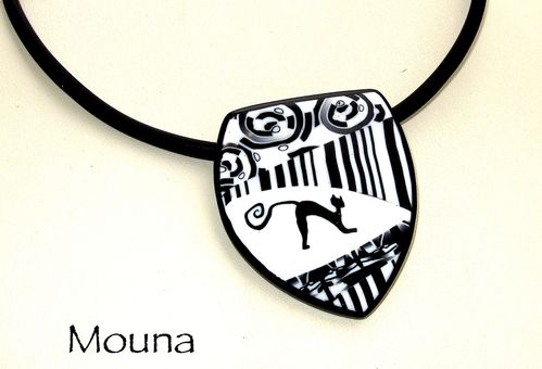 Pendentif Chat alors 4 DISPONIBLE: 20 euros.