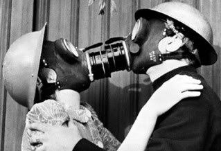 gas-mask-kiss.jpg