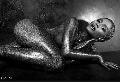Beyonce-flaut-magazine1.JPG