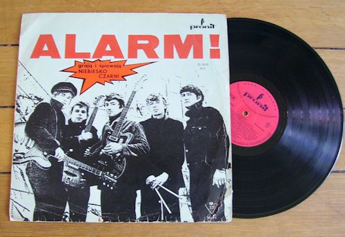 Niebiesko Czarni - Alarm!