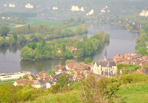 Chateau Gaillard, vue sur la Seine et l'île plein sud