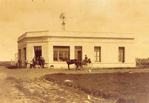 Almacen de gonzalez circa 1905