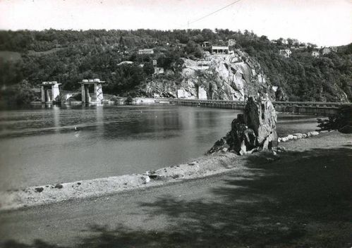 Barrage-de-Sarrans --- 1956.jpg