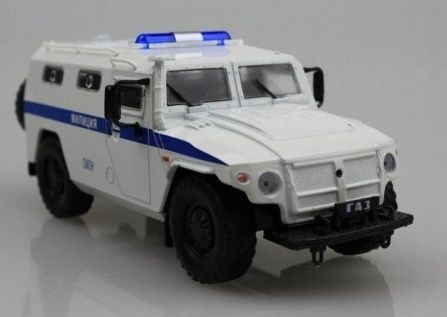 GAZ-233-036-TIGRE.jpg