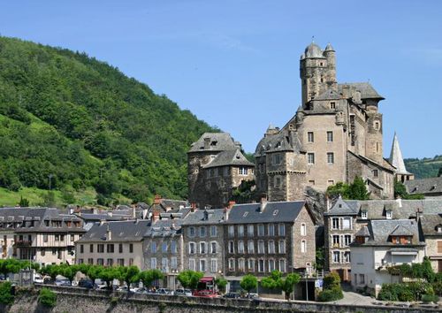 Let S Discover France Estaing Practical French