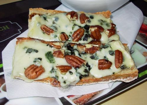 Tartines figues, roquefort & pécan4