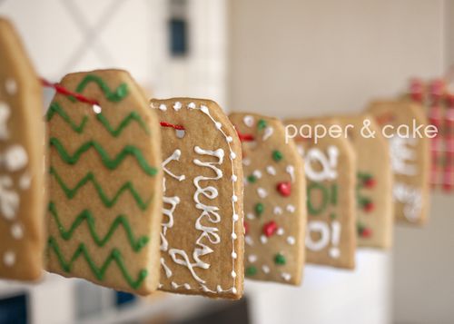 gift-tag-cookie-garland.jpg
