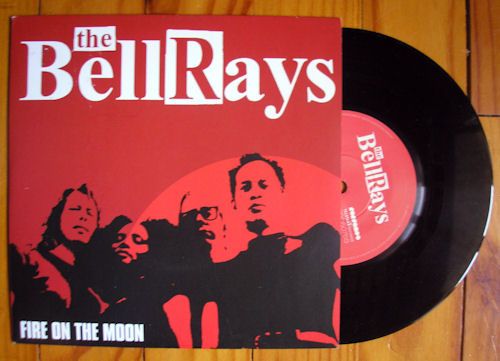 The Bellrays - Fire on the Moon