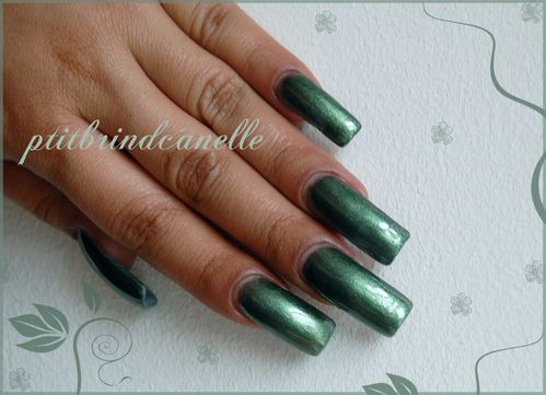 swatch nail design vert 2