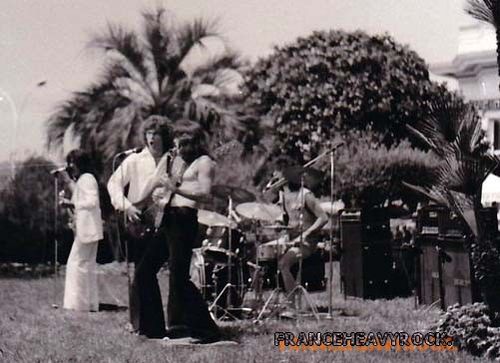 null BOOGALOO BAND 4A