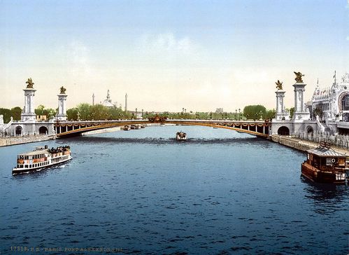 800px-Alexandre_III-_bridge-_Exposition_Universal-_1900-_Pa.jpg