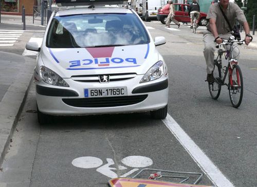 Psauvage-police.jpg