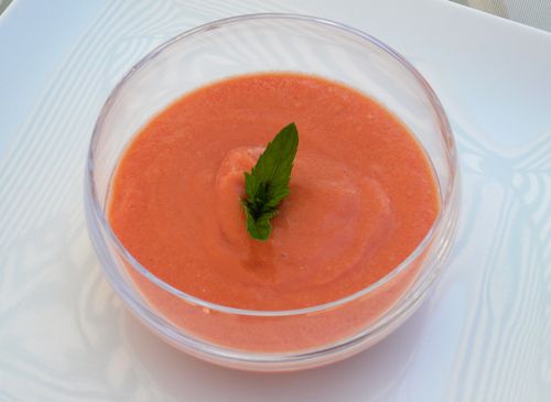 gaspacho tomates-concombre-poivron-oignon-ail-pain de mie