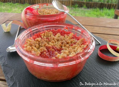 Crumble-fraise-rhubarbe.jpg