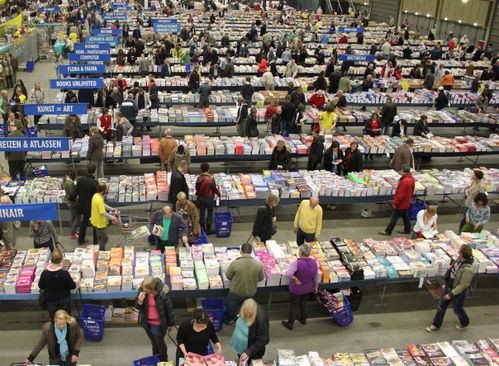 boekenfestijn-hal.jpg