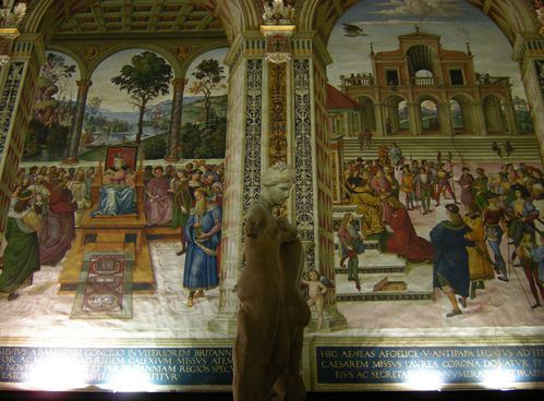 Sienne--Duomo-libreria